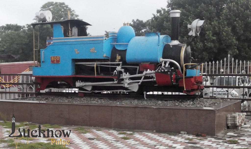 Picture of an old engine at display outside Lucknow's Charbagh railway station